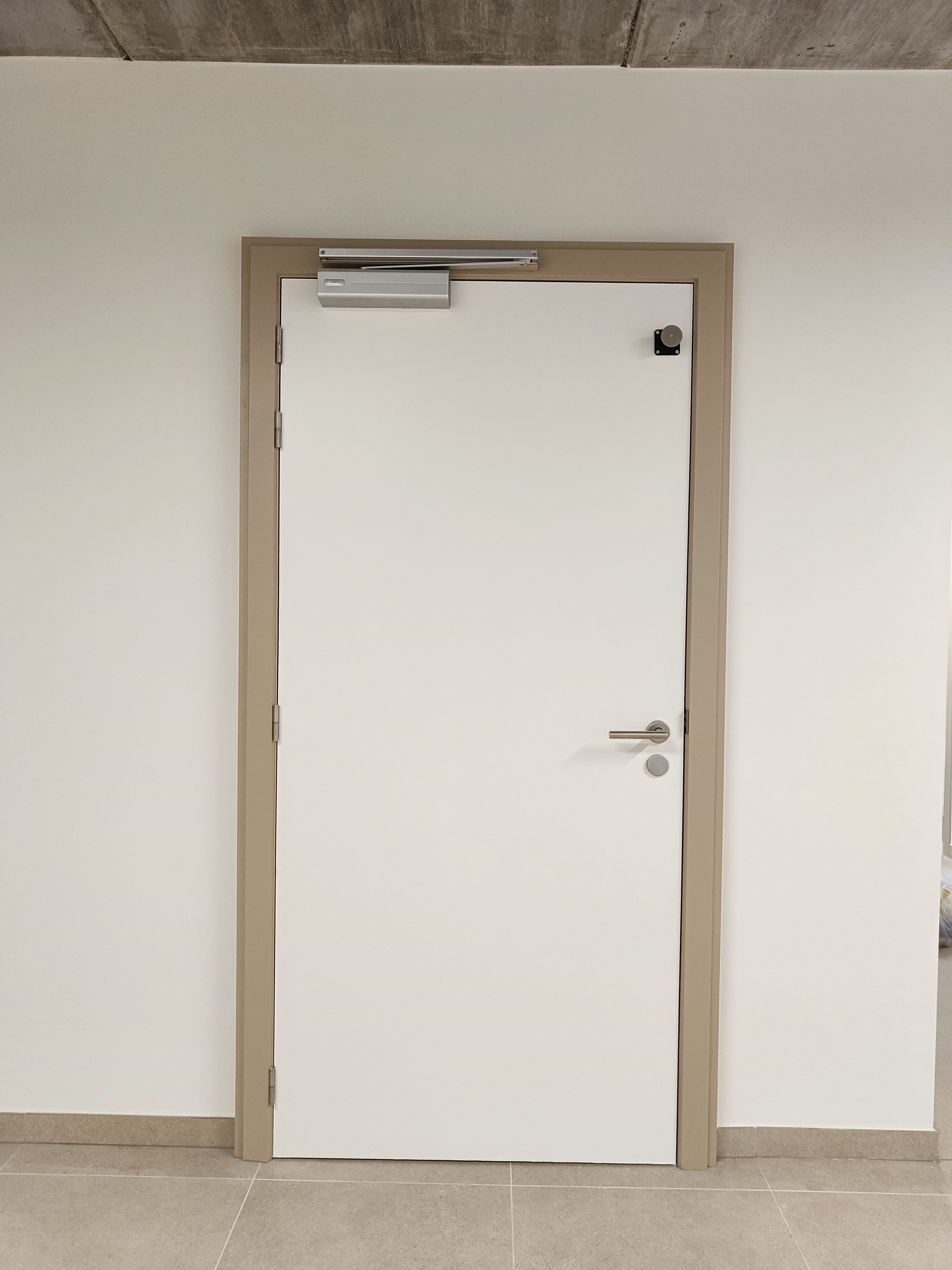 Portes à peindre coupe-feu EI₁ 30